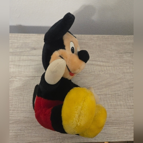 Vintage WALT DISNEY WORLD DISNEYLAND MICKEY MOUSE Plush - Picture 4 of 5